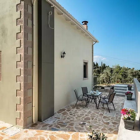 Armonia Lefkada Apartment Kariotai